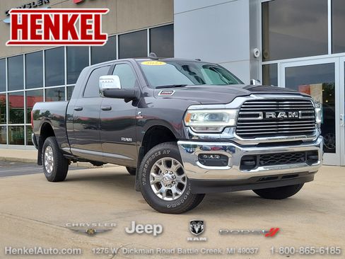 Used 2023 RAM 2500 Laramie AWD/4WD image 1