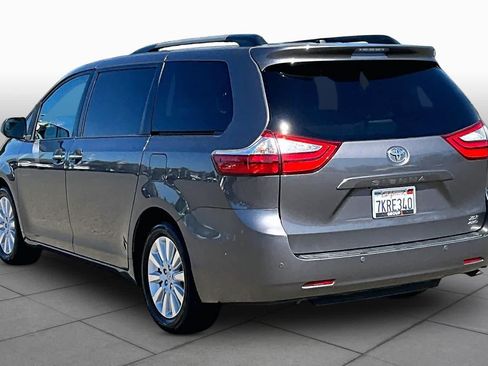 Used 2015 Toyota Sienna XLE Premium AWD/4WD image 11