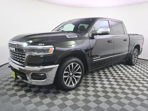 Used 2025 RAM 1500 Limited w/ Off Road Group AWD/4WD image 2