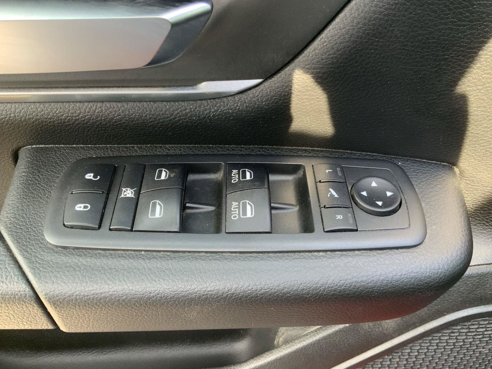 Used 2019 RAM 1500 Big Horn AWD/4WD image 20