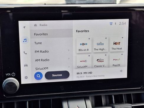 Used 2024 Toyota RAV4 XLE image 19