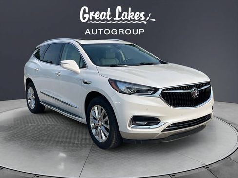 Used 2020 Buick Enclave Premium w/ Sun and Sites Package FWD image 7