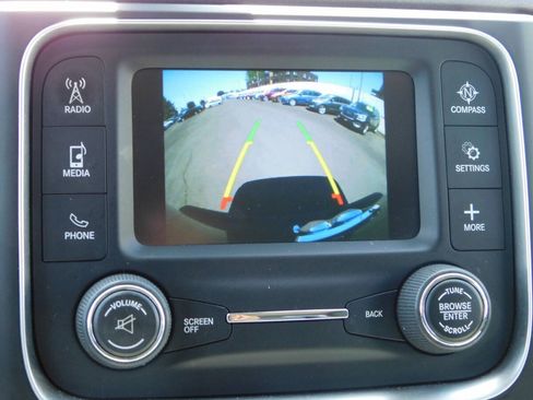 Used 2016 RAM 1500 Express RWD image 14