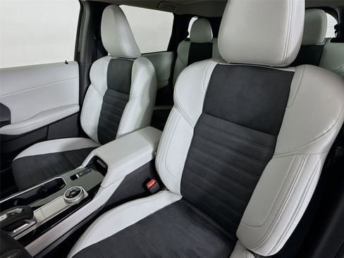 New 2025 Mitsubishi Outlander SE image 20