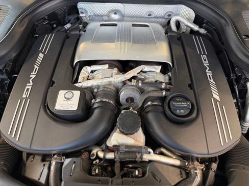 Used 2018 Mercedes-Benz GLC 63 AMG 4MATIC image 39