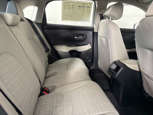 Used 2025 Honda HR-V LX image 24