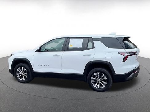 Used 2025 Chevrolet Equinox LT image 10