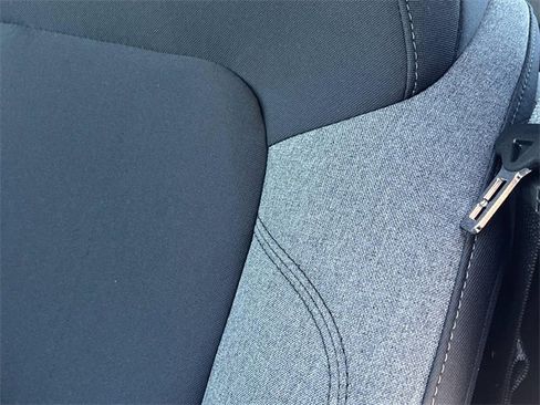 New 2025 Ford Bronco Base image 14