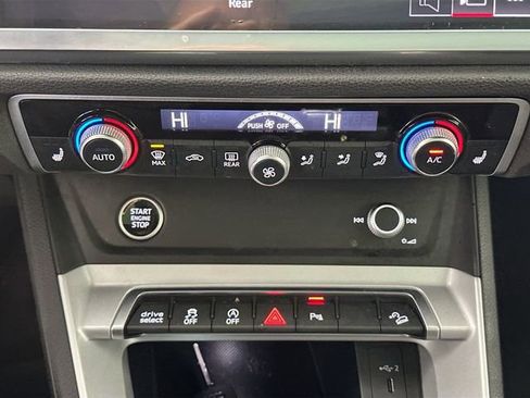 Used 2023 Audi Q3 2.0T Premium image 13