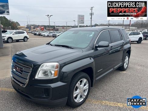 Used 2017 GMC Terrain SLE image 1