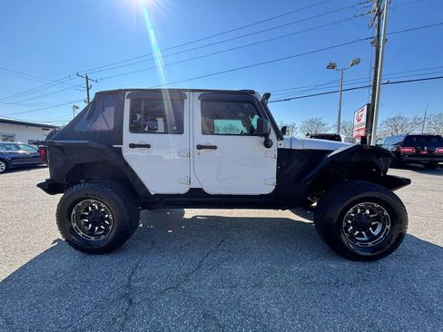 Used 2017 Jeep Wrangler Unlimited Sport w/ Quick Order Package 24S image 6