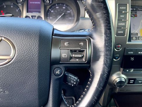 Used 2019 Lexus GX 460 Premium AWD/4WD image 22