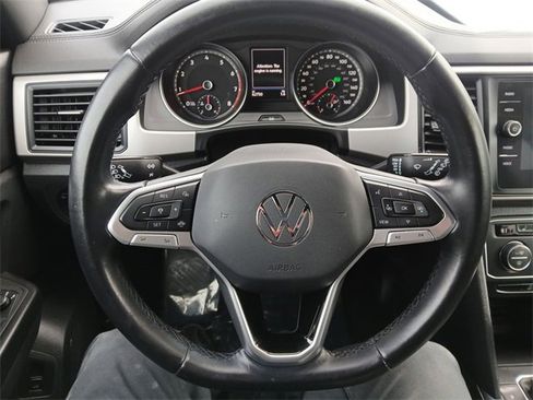 Used 2020 Volkswagen Atlas Cross Sport SE image 14