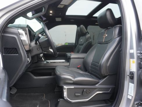 Certified 2024 Ford F250 Platinum image 7