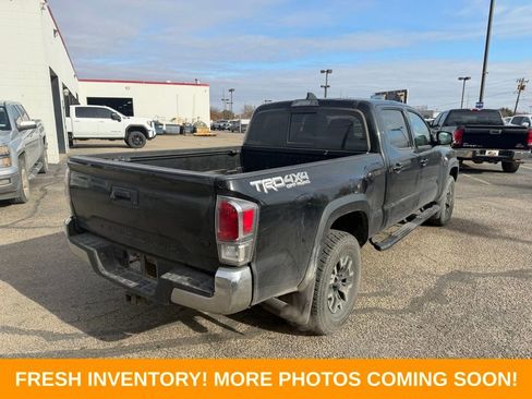 Used 2023 Toyota Tacoma TRD Off-Road image 7