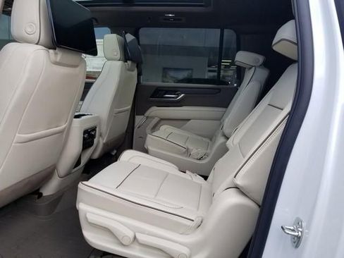 New 2026 GMC Yukon XL Denali w/ Advanced Technology Package AWD/4WD image 13
