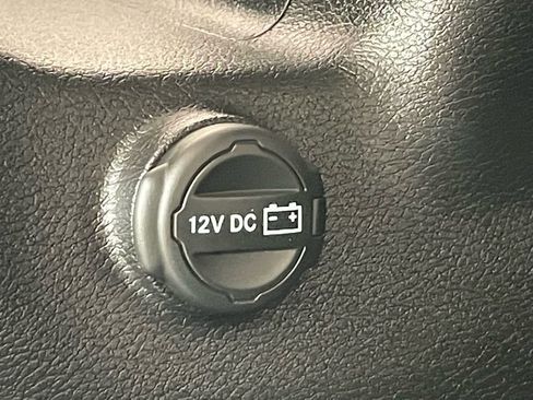 Used 2022 Jeep Wrangler Unlimited Sahara AWD/4WD image 20