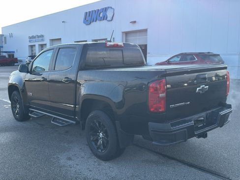Used 2017 Chevrolet Colorado Z71 w/ Z71 Midnight Edition AWD/4WD image 3