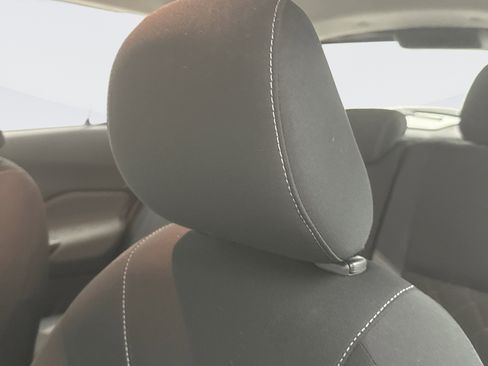 Used 2020 Nissan Kicks S FWD image 8