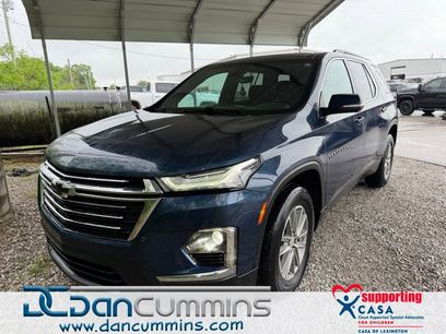 Used 2022 Chevrolet Traverse LT