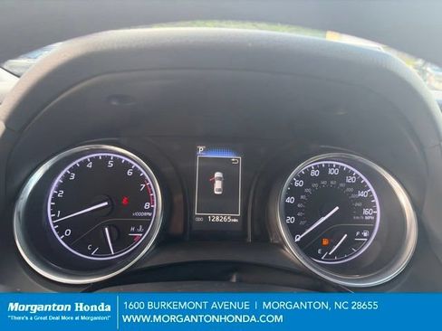 Used 2018 Toyota Camry LE FWD image 20