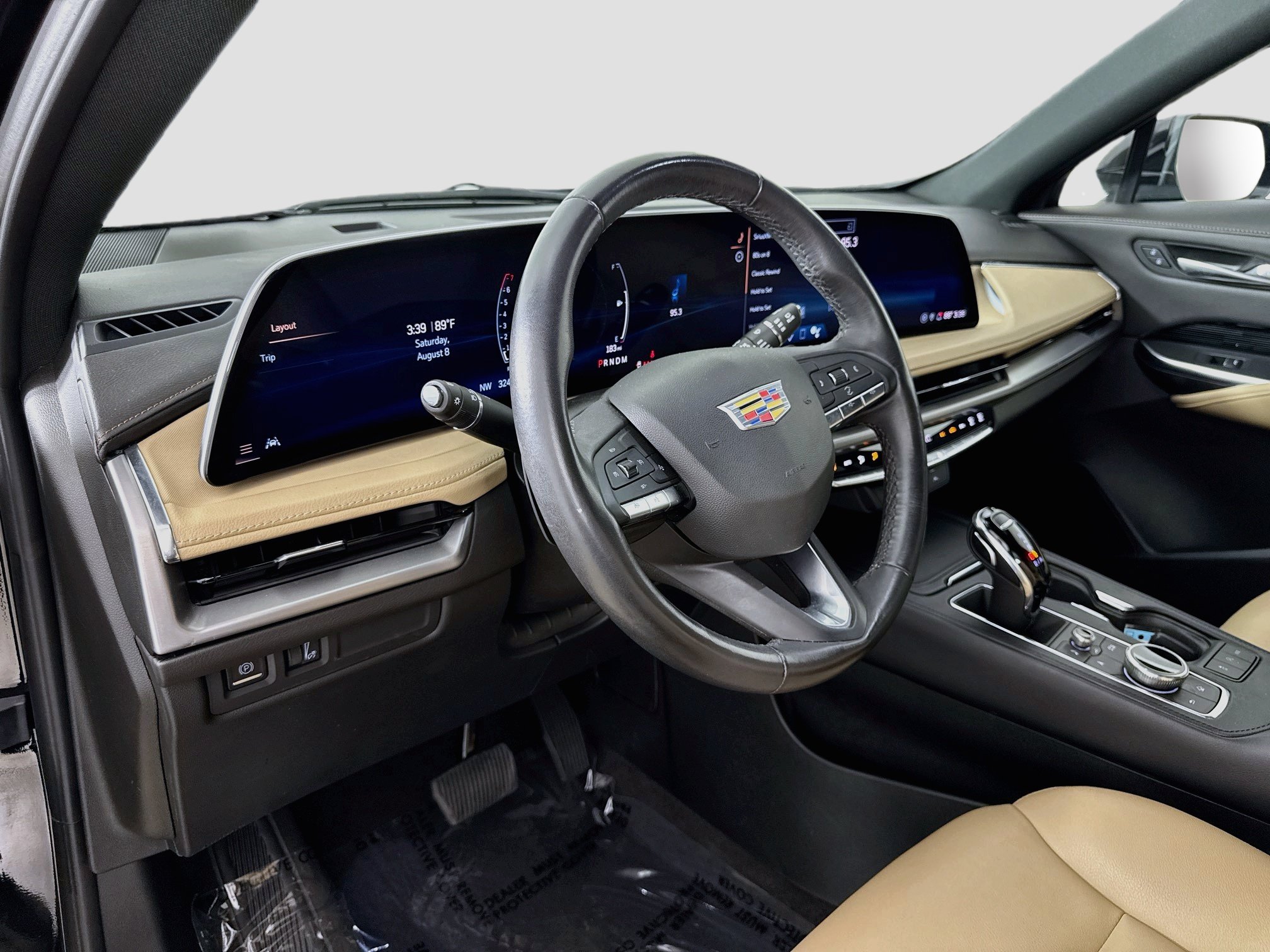 Used 2024 Cadillac XT4 Luxury FWD image 11