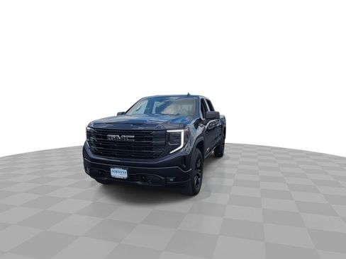 Certified 2025 GMC Sierra 1500 Elevation AWD/4WD image 3