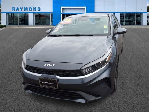 Certified 2022 Kia Forte LXS w/ LXS Technology Package image 7