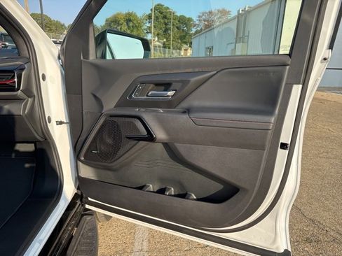 New 2024 Chevrolet Silverado EV RST image 26