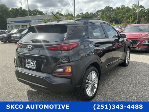 Used 2021 Hyundai Kona SEL w/ Cargo Package FWD image 5