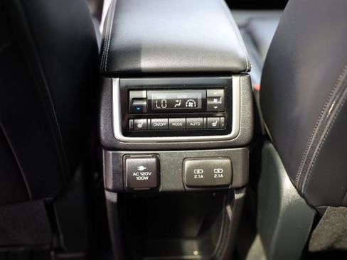 Used 2021 Subaru Ascent Touring image 62