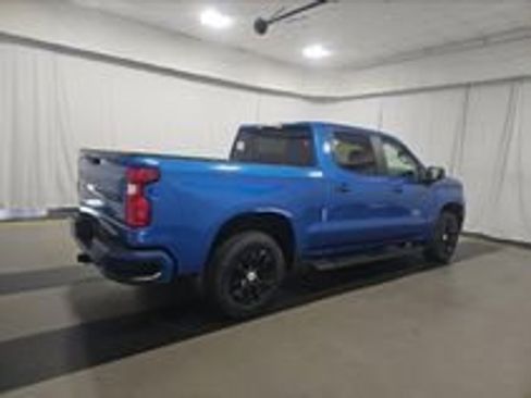 Used 2022 Chevrolet Silverado 1500 RST w/ Z71 Off-Road Package AWD/4WD image 9