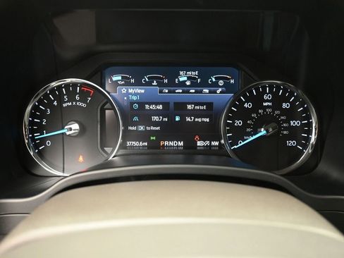 Used 2020 Ford Expedition XLT w/ Equipment Group 202A image 3