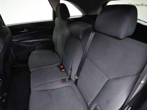 Used 2016 Kia Sorento LX image 18