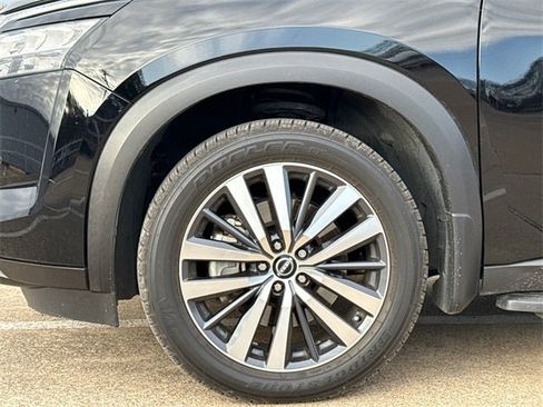 Certified 2022 Nissan Pathfinder Platinum w/ Lighting Package (N93) image 6