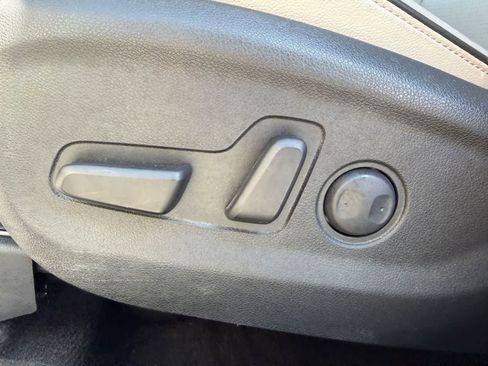 Used 2021 Kia Sportage EX w/ EX Technology Package FWD image 13