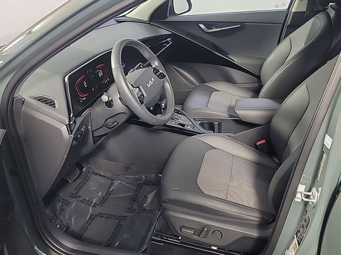 Used 2023 Kia Niro EX FWD image 18