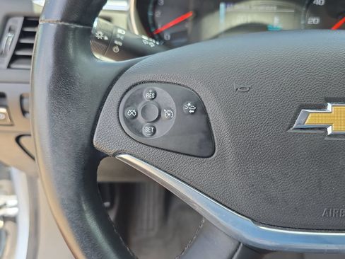 Used 2014 Chevrolet Impala LTZ FWD image 14