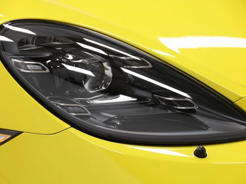 Used 2019 Porsche 718 Boxster GTS RWD image 97