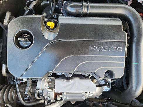 Used 2024 Chevrolet Malibu LT FWD image 24