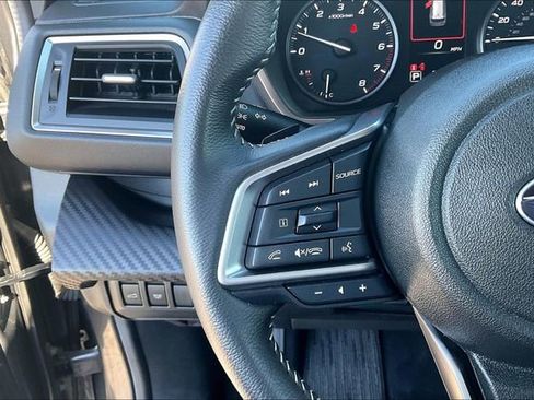 Used 2025 Subaru Ascent Premium image 16