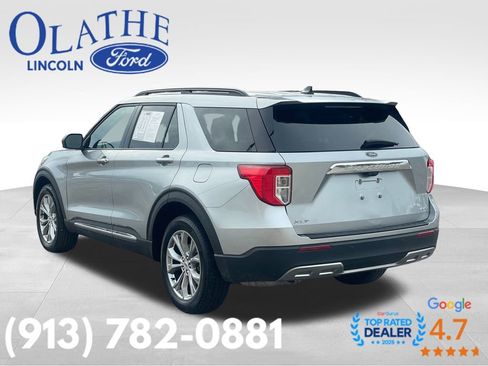 Used 2023 Ford Explorer XLT w/ Equipment Group 202A image 5