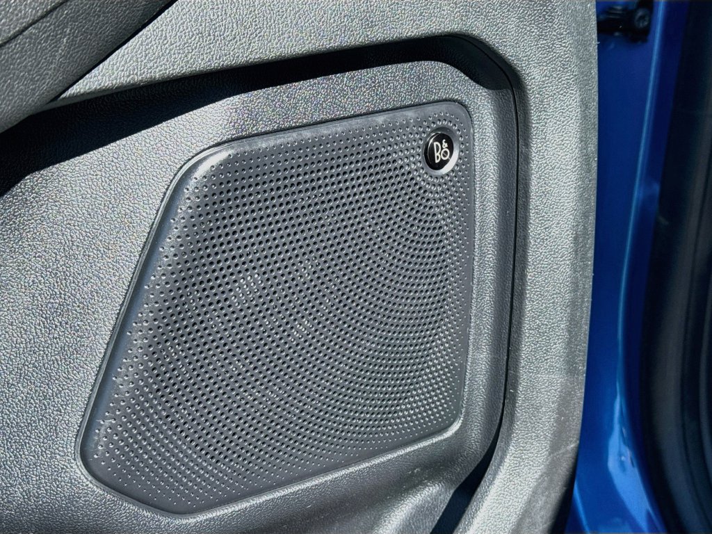 Used 2020 Ford Escape Titanium AWD/4WD image 17