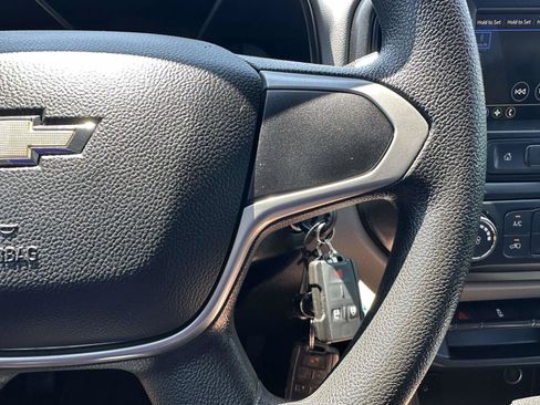 Used 2019 Chevrolet Colorado W/T w/ WT Convenience Package RWD image 13
