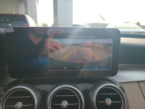 Used 2021 Mercedes-Benz C 300 4MATIC Sedan image 32