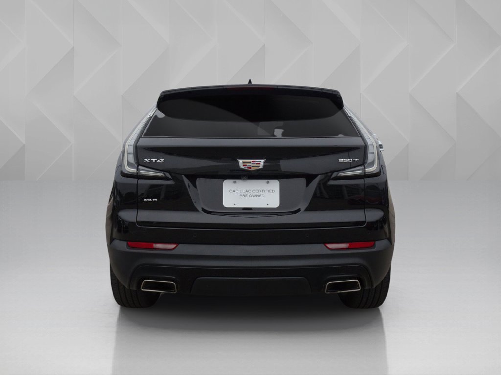 Used 2023 Cadillac XT4 Sport w/ Cold Weather Package AWD/4WD image 4
