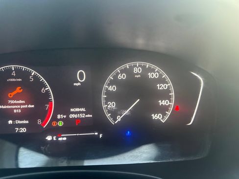 Used 2022 Honda Civic Sport image 12