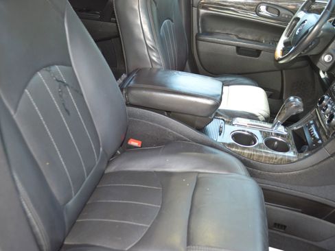 Used 2014 Buick Enclave Leather FWD image 26