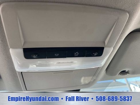 Used 2024 Nissan Sentra SV FWD image 24
