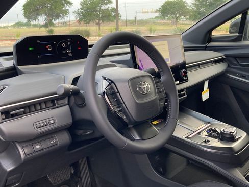 New 2026 Toyota C-HR image 9